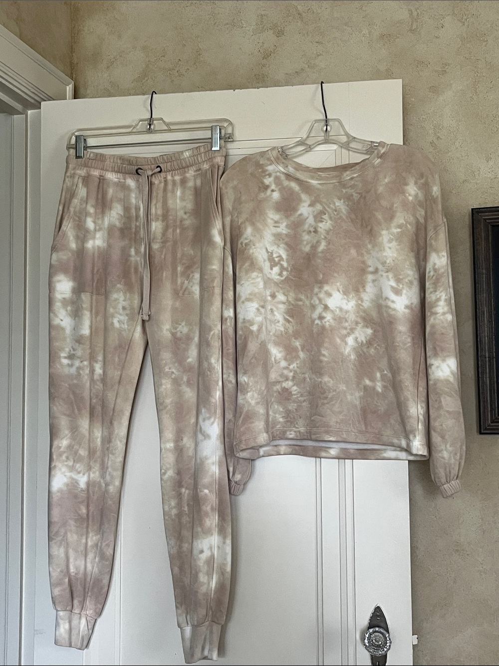Sanctuary Jogger Set Tan & Cream Color Size XS
